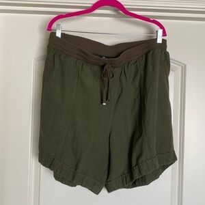 Lane Bryant Linen Pull on Cargo Shorts Womens 22/24  Beach casual Lagenlook Boho